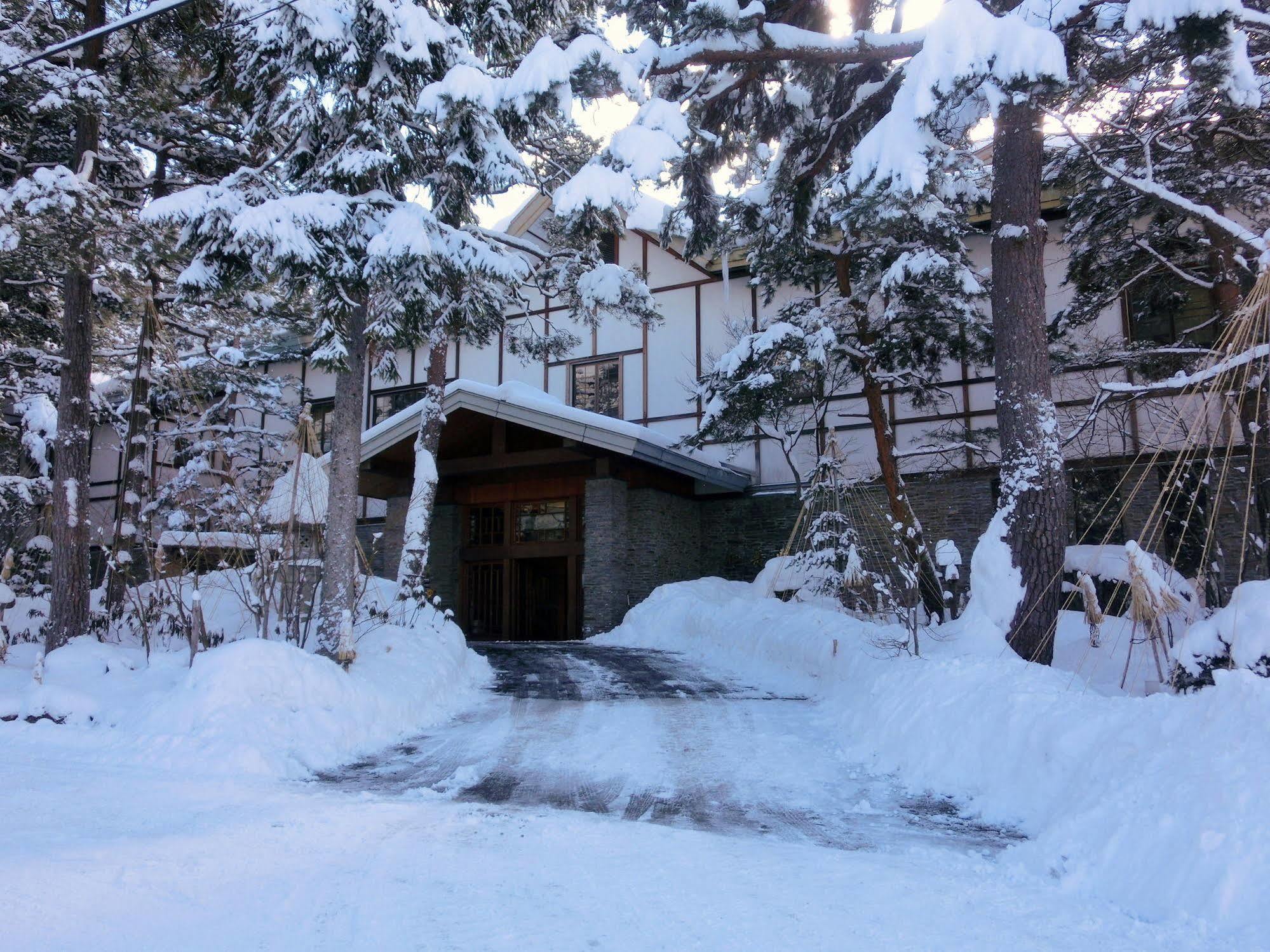 Senjukaku Hotel Yamanouchi  Exterior photo